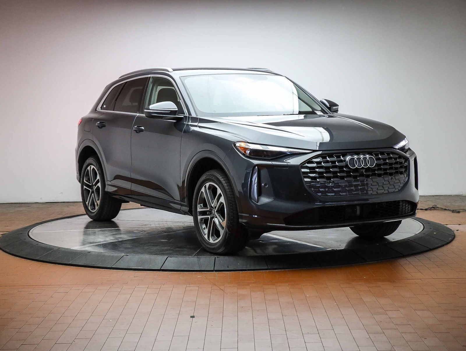 2025 Audi Q5 photo 5