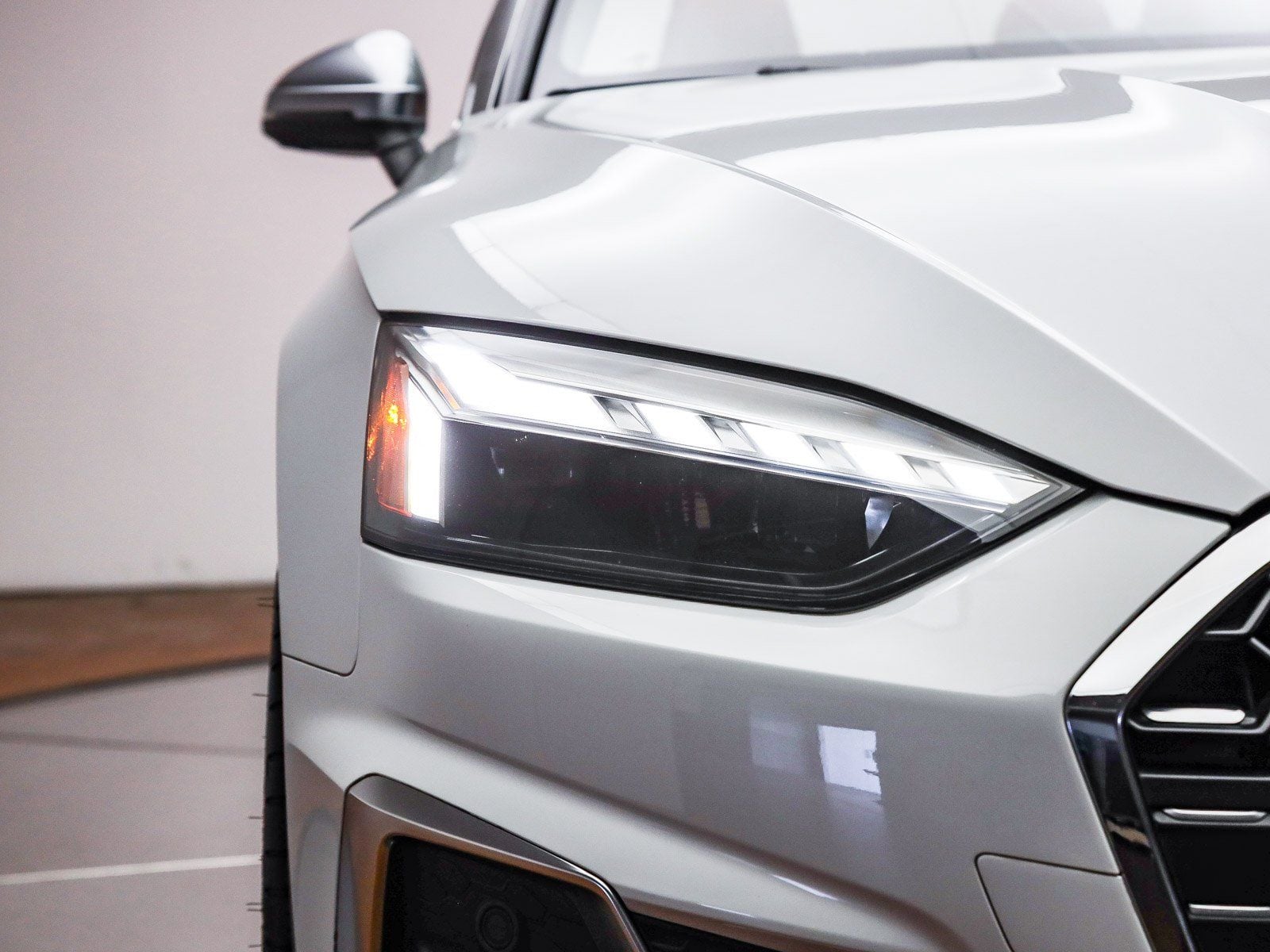 2022 Audi S5 3.0T Premium Plus photo 4