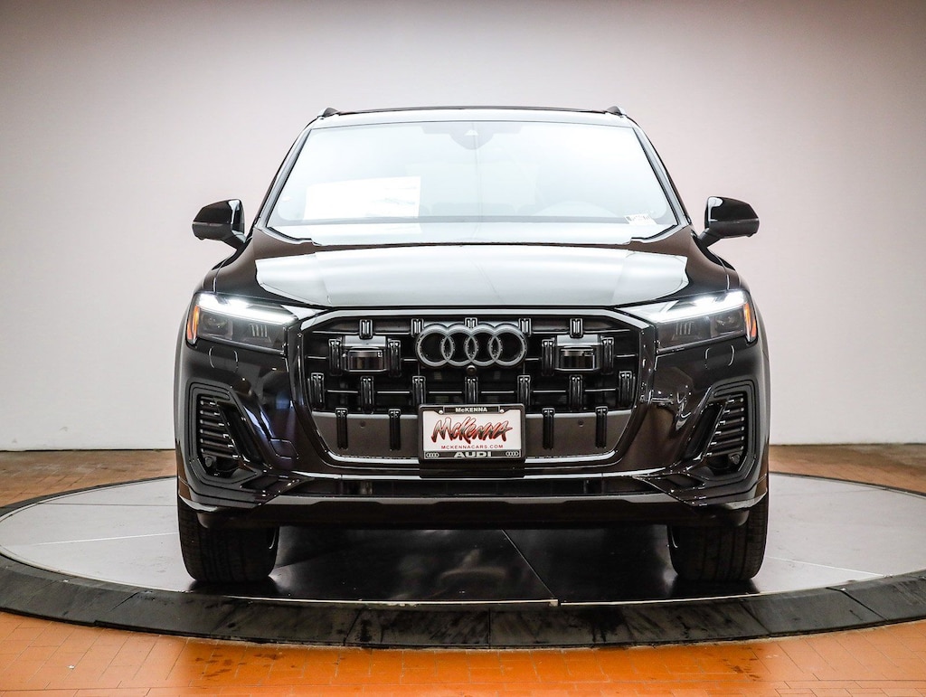New 2026 Audi Q7 45 Premium SUV