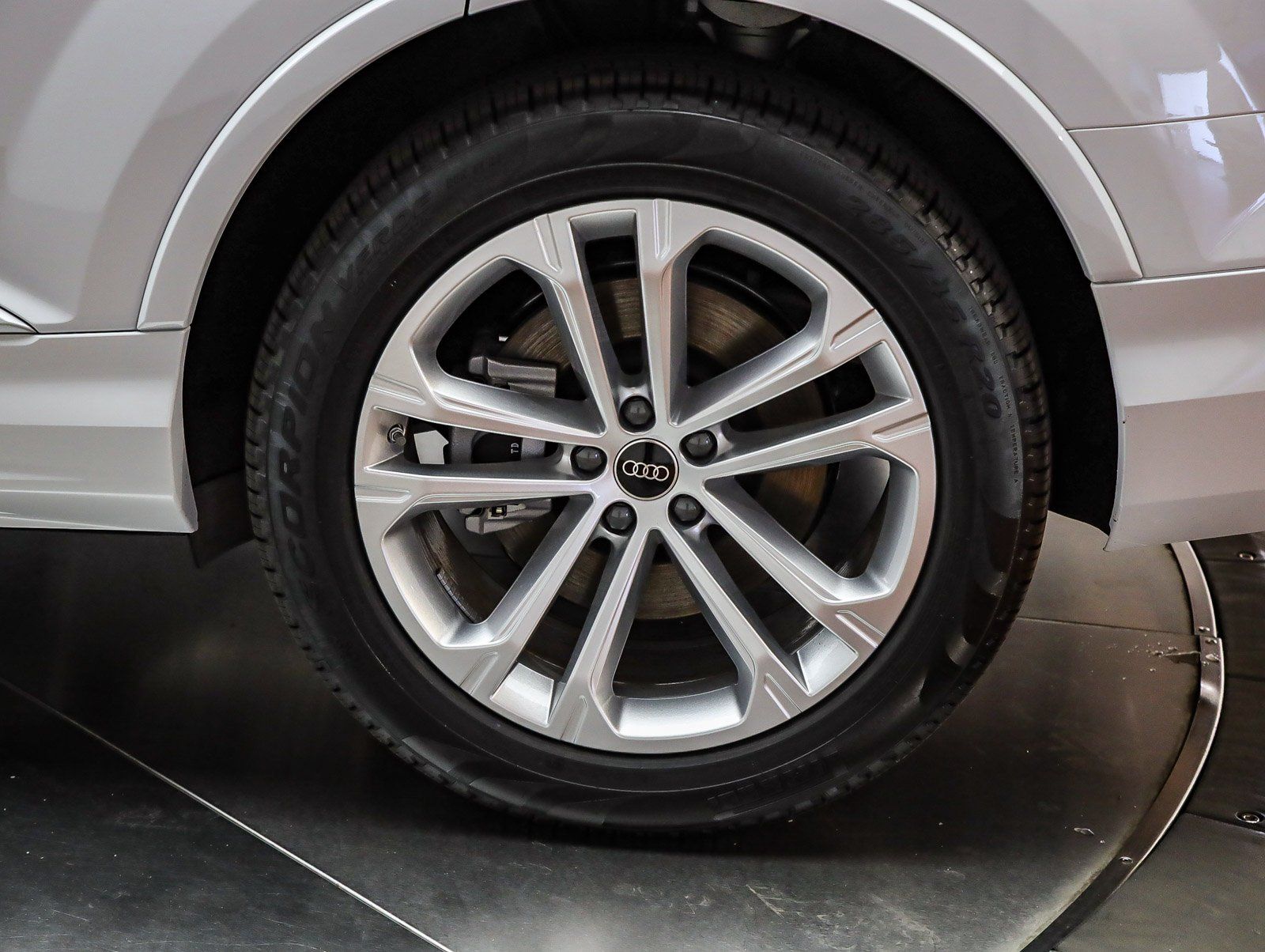 2026 Audi Q7 Premium Plus - Photo 12