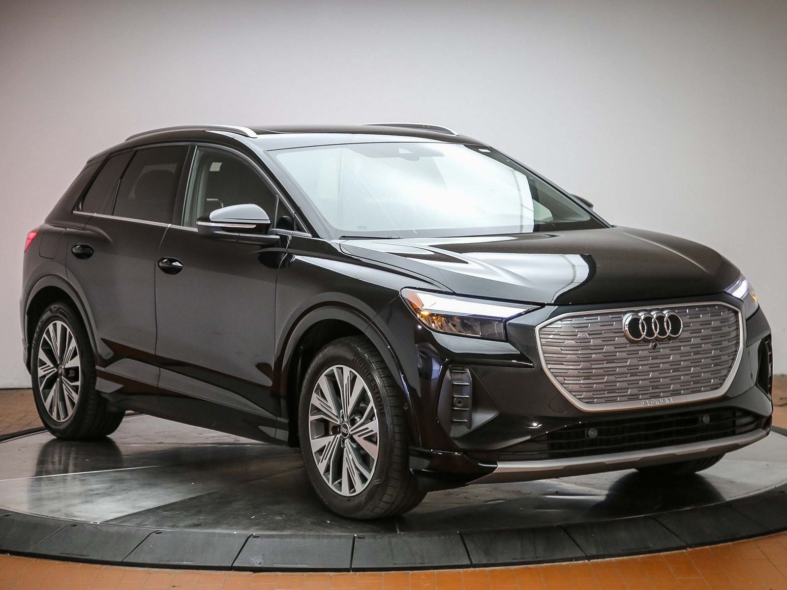 2023 Audi Q4 e-tron Premium Plus photo 5