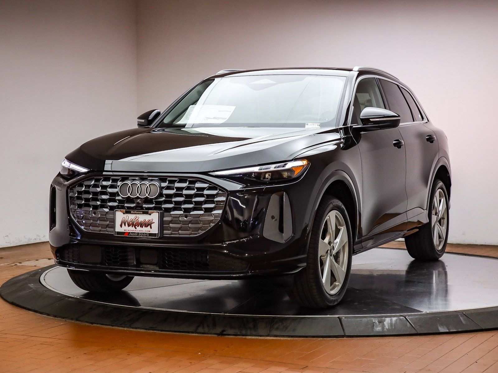 2025 Audi Q5 40 Premium Plus's photo