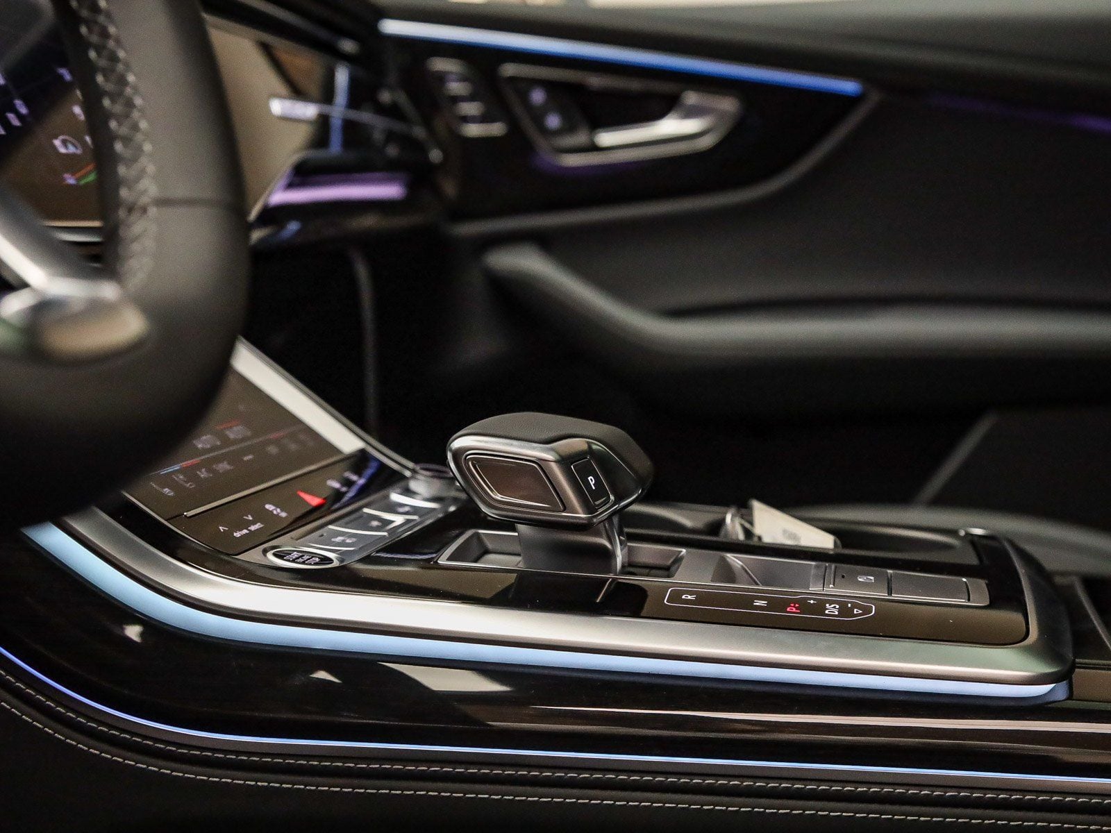 2026 Audi Q8 Prestige - Photo 26