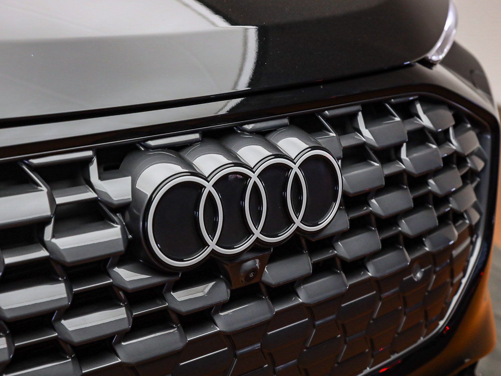 2025 Audi Q5 2.0T Premium photo 5