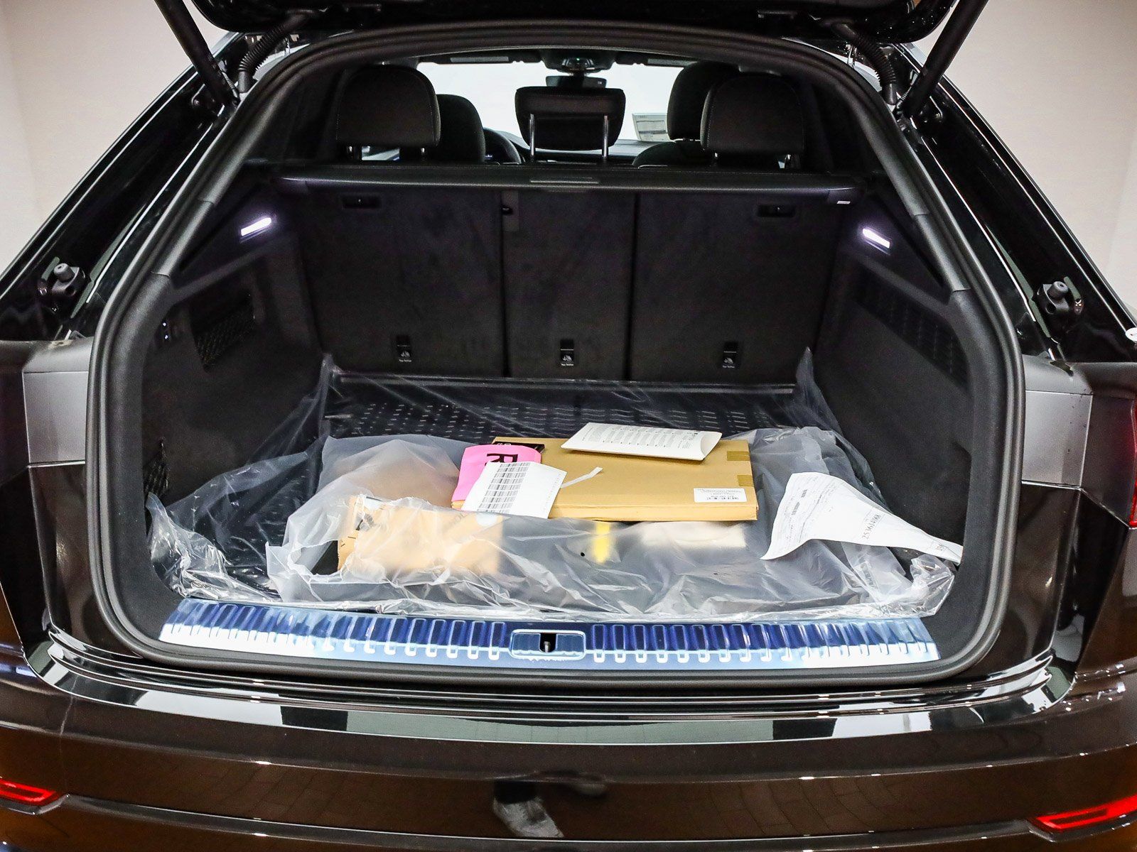 2026 Audi Q8 Prestige - Photo 29