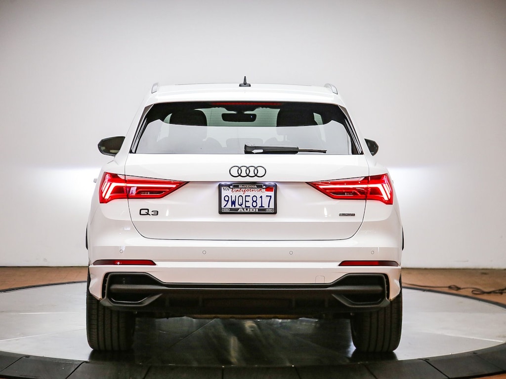 Certified 2025 Audi Q3 Premium SUV