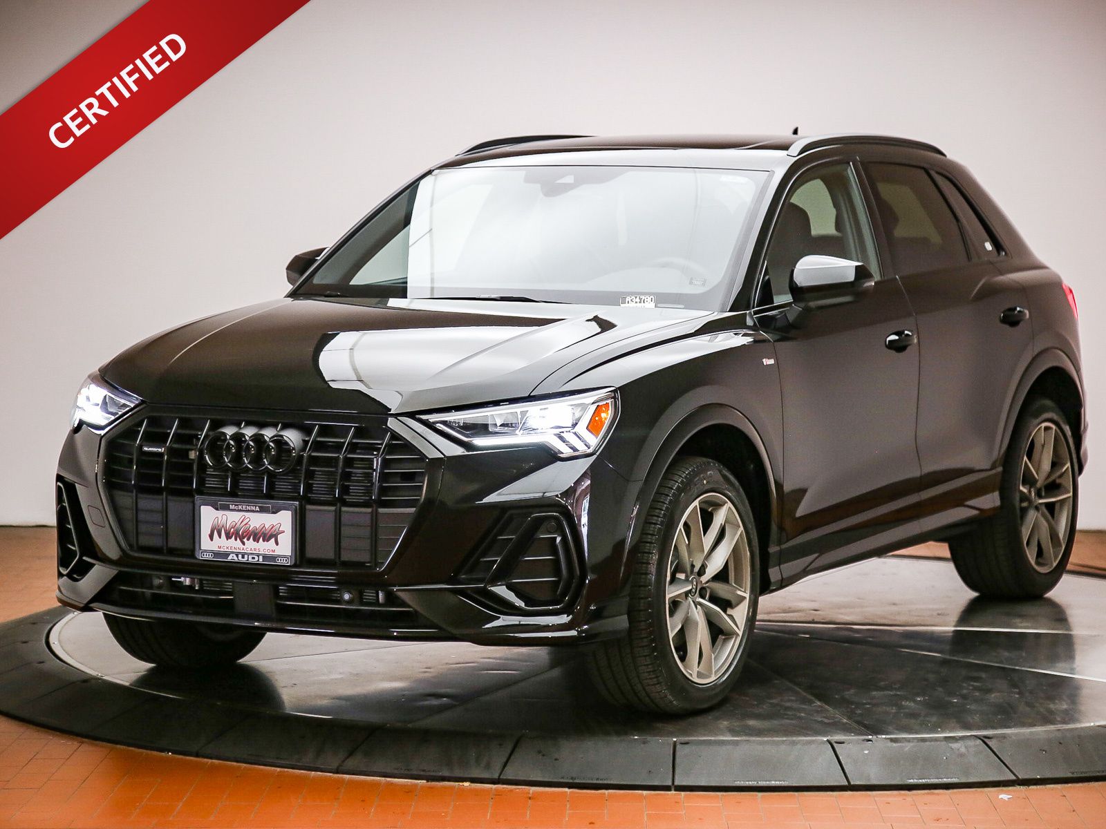 2025 Audi Q3 45 TFSI S Line Premium quattro's photo
