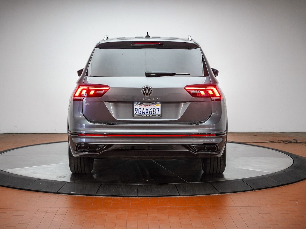 Used 2023 Volkswagen Tiguan 2.0T SE R-Line Black SUV