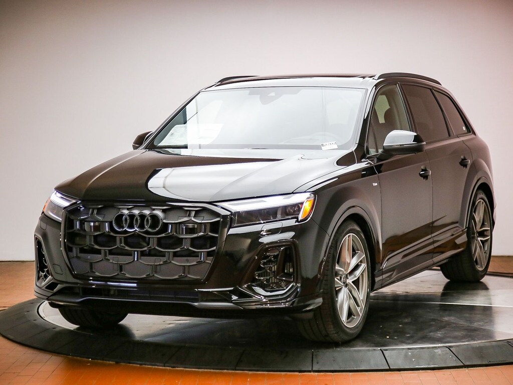 New 2026 Audi Q7 55 Premium SUV