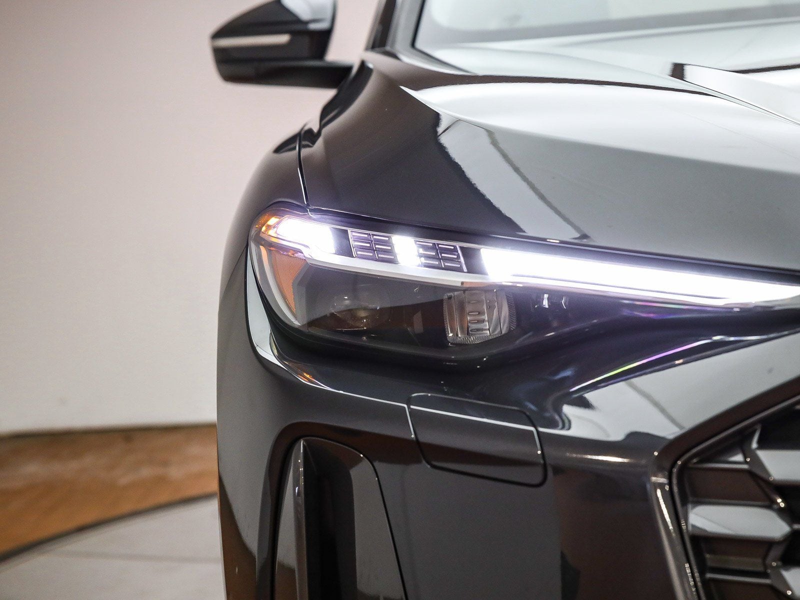 2025 Audi Q5 2.0T Premium Plus photo 4