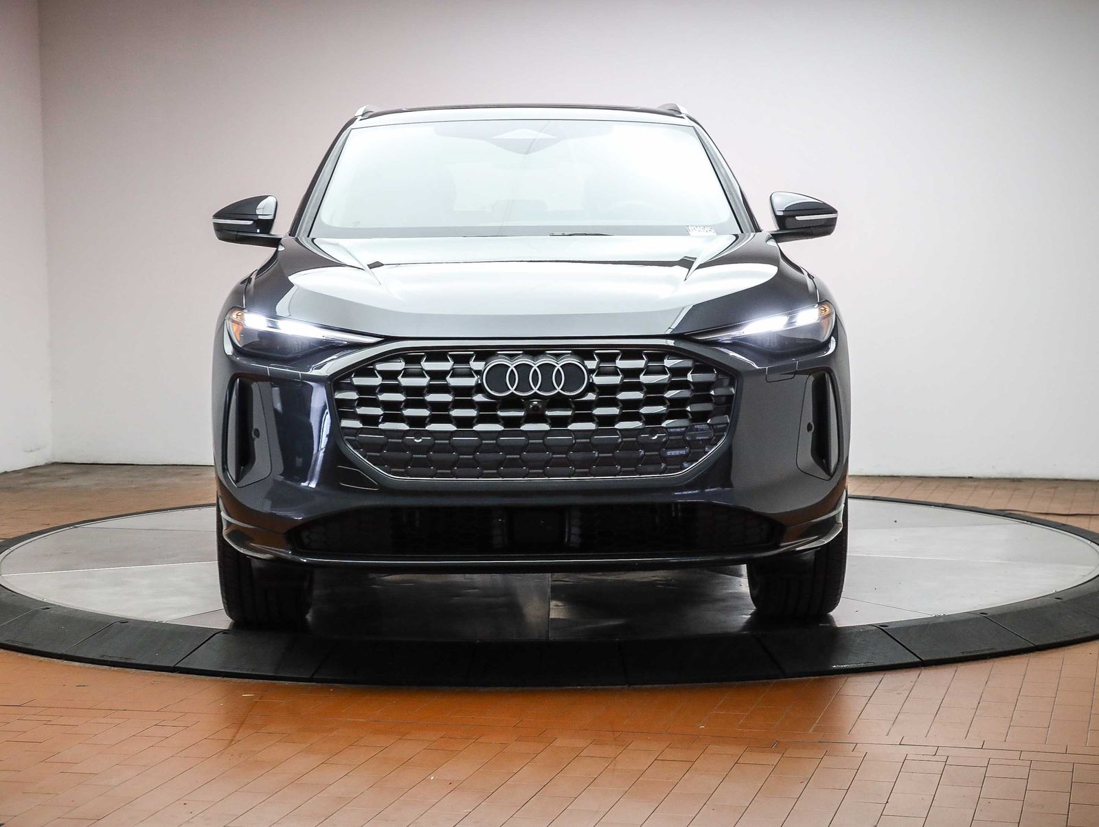 2025 Audi Q5 photo 6