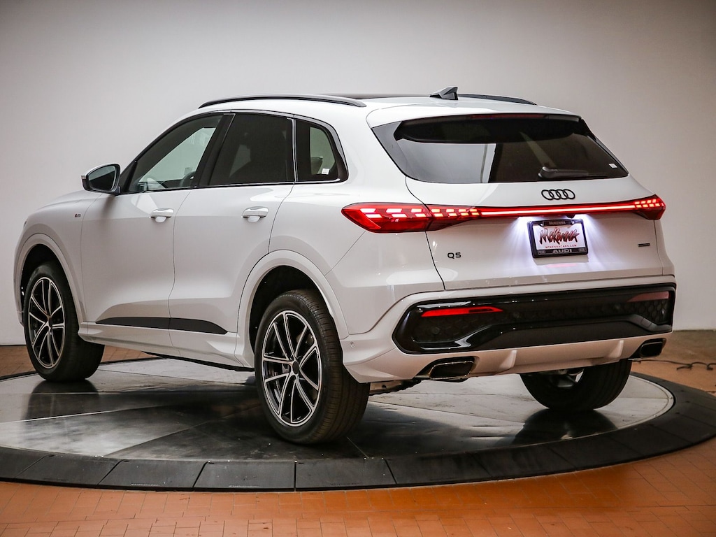 New 2026 Audi Q5 2.0T Premium Plus SUV