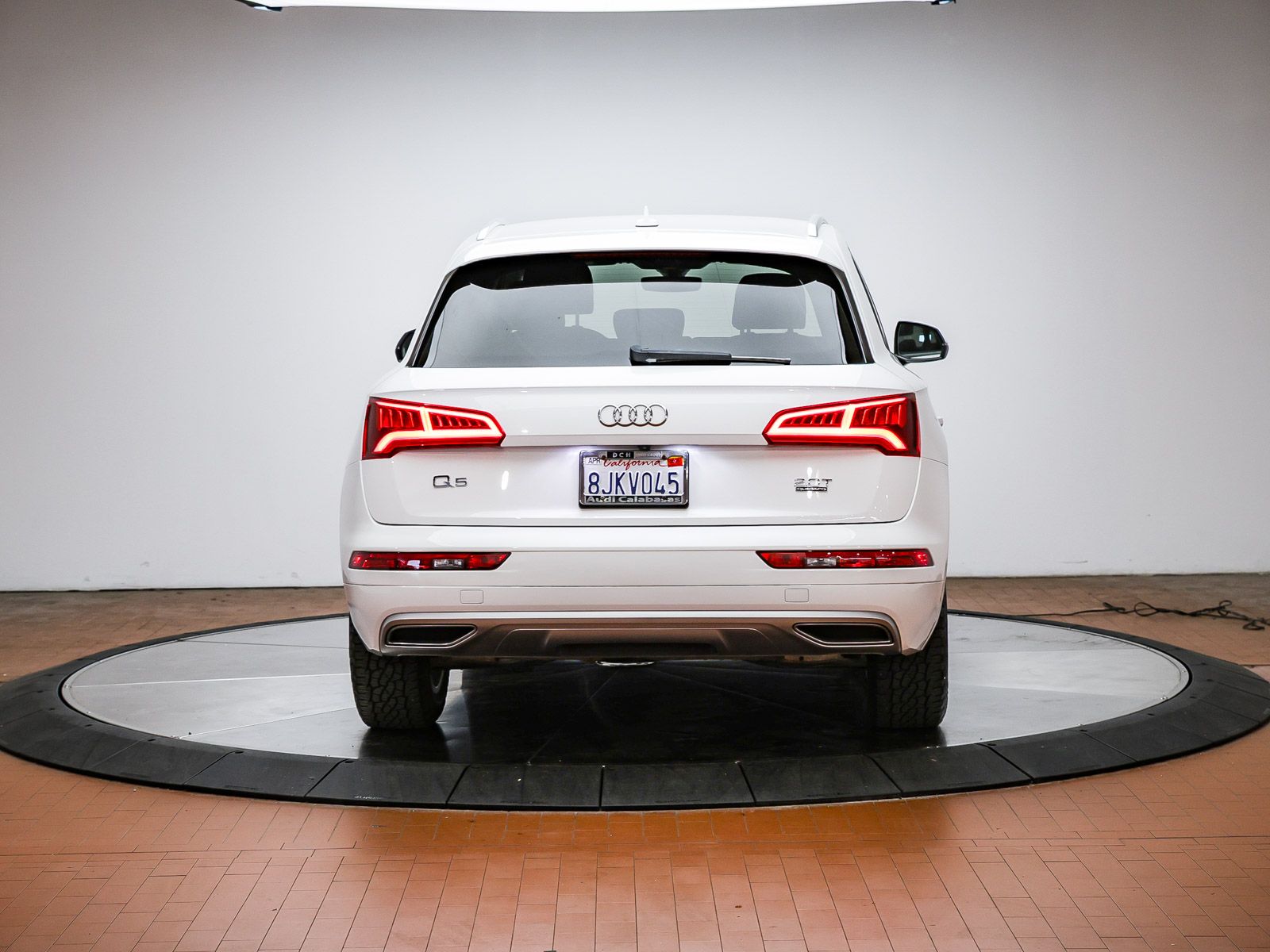 2018 Audi Q5 2.0T Premium photo 2