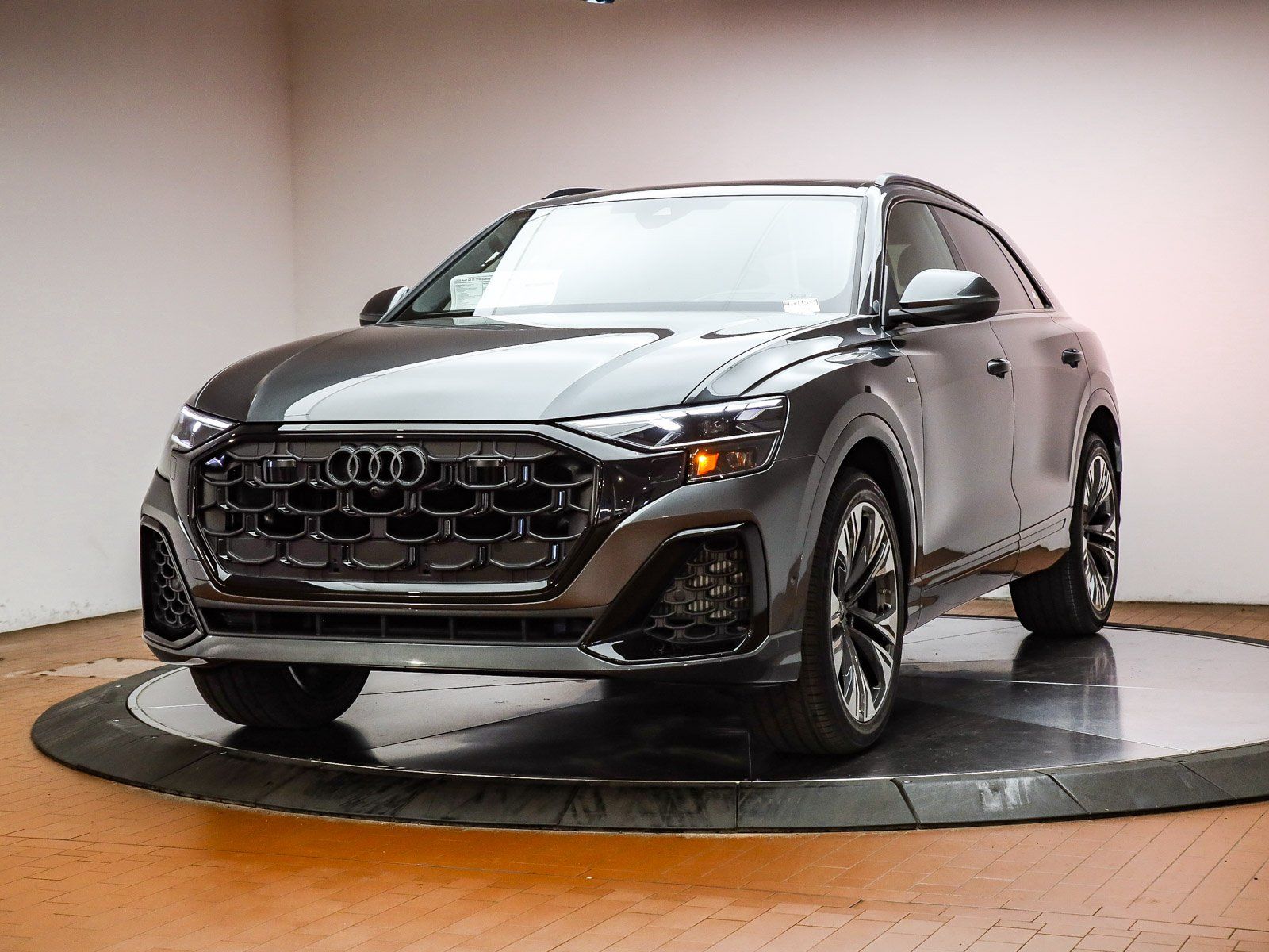 2026 Audi Q8