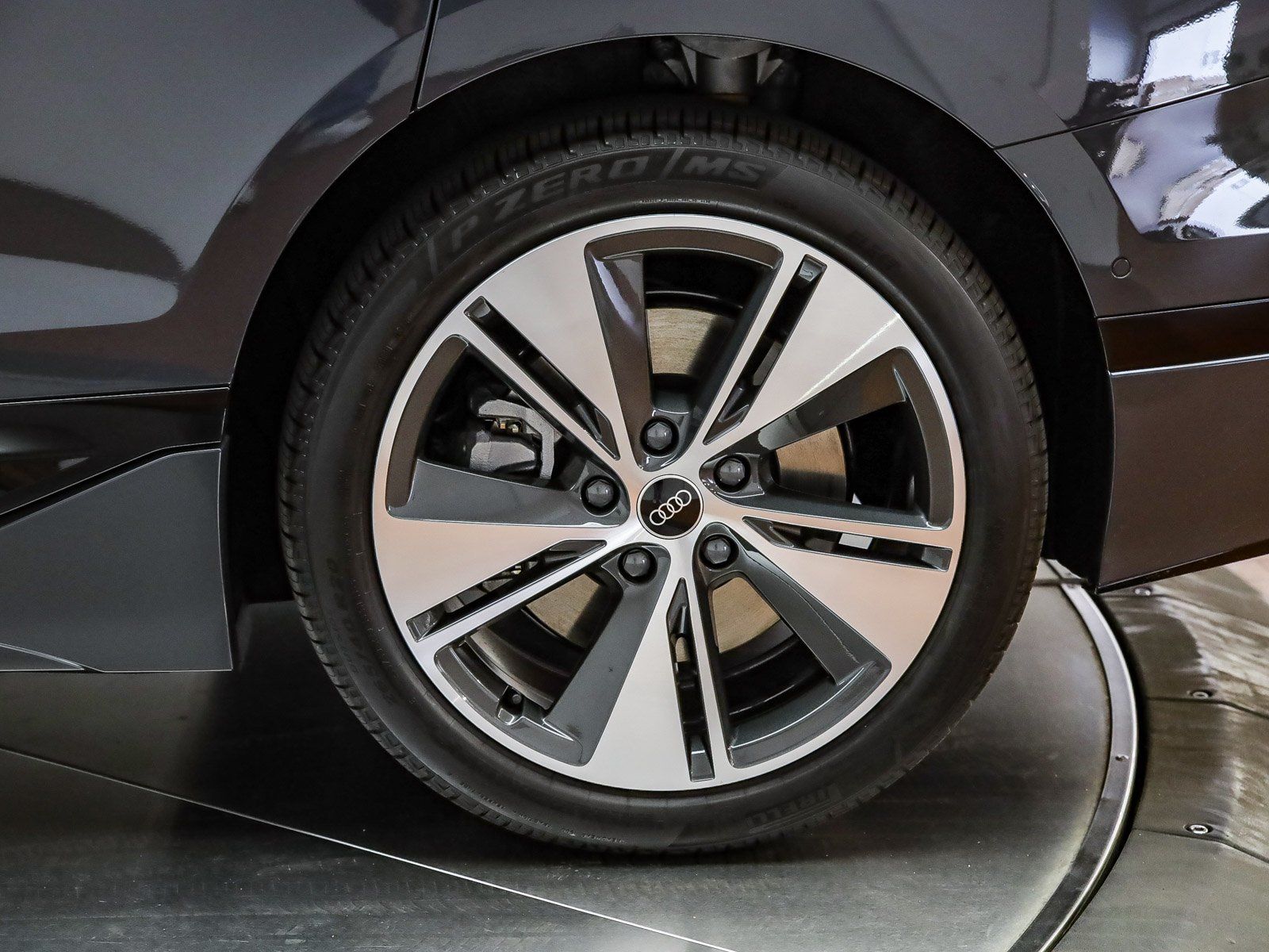 2025 Audi A6 Sportback e-tron Premium Plus - Photo 12