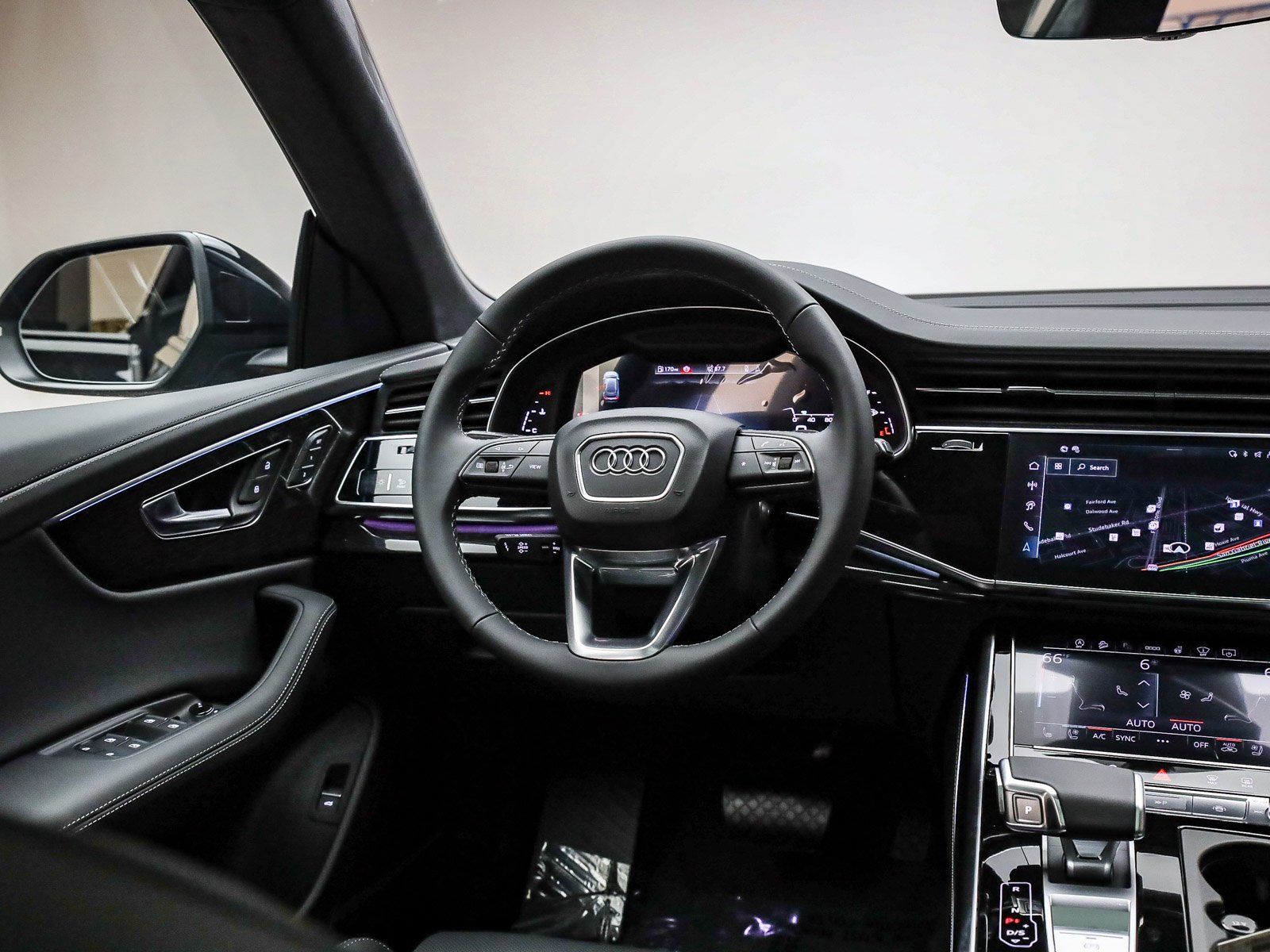 2026 Audi Q8 Prestige - Photo 17