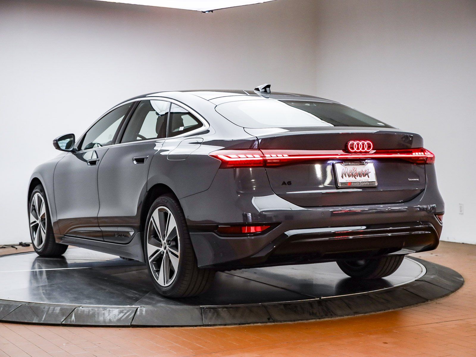 2025 Audi A6 Sportback e-tron Premium Plus - Photo 10