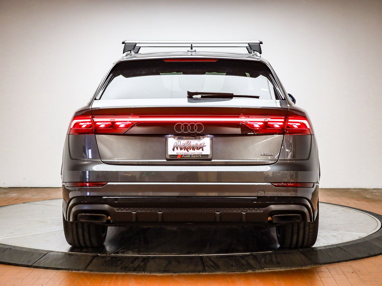 2026 Audi Q8 Prestige - Photo 9