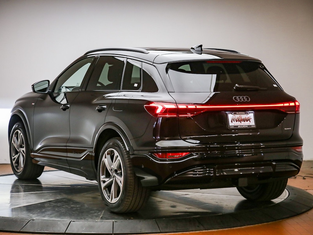 New 2027 Audi Q6 e-tron Premium SUV