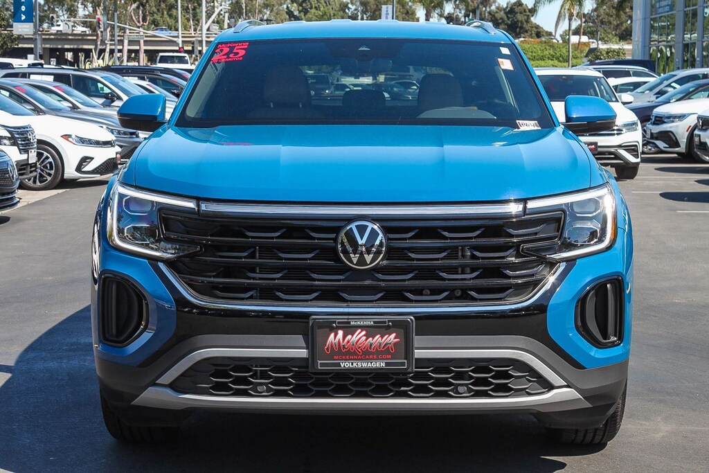 Used 2025 Volkswagen Atlas Cross Sport 2.0T SE SUV