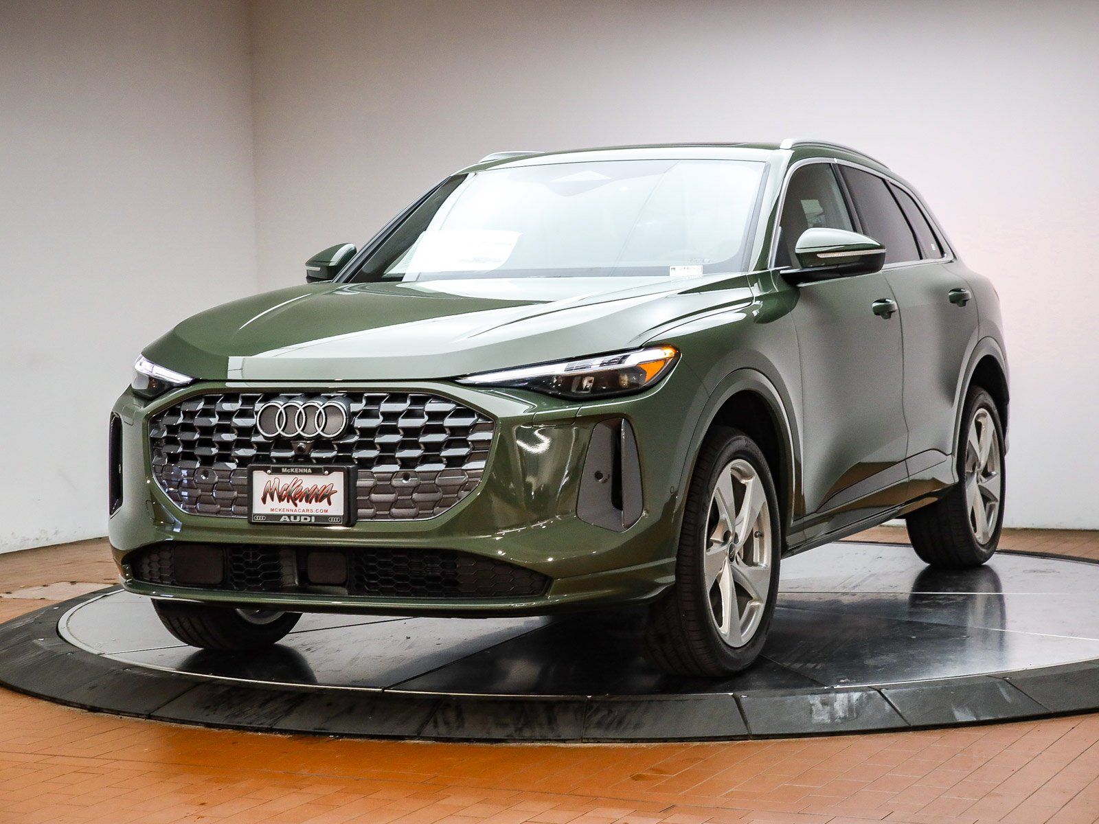 2025 Audi Q5 40 Premium Plus's photo