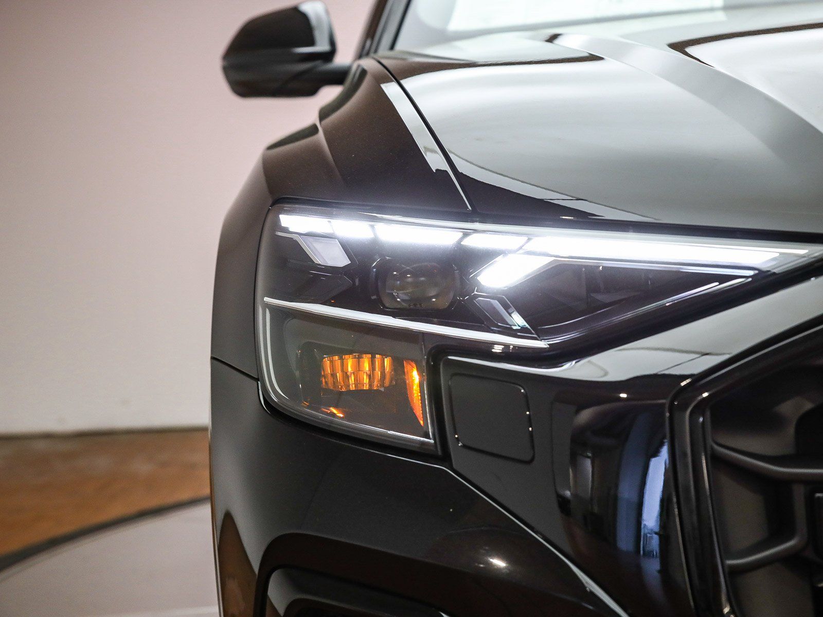 2026 Audi Q8 Prestige - Photo 6