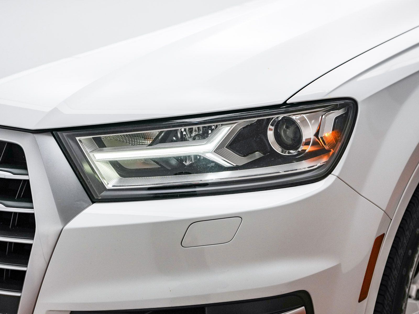 2019 Audi Q7 55 Premium photo 3