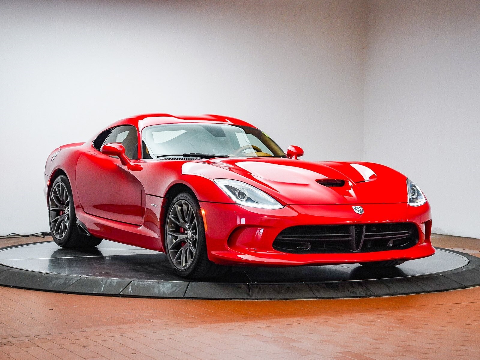 2013 Dodge Viper SRT10 GTS photo 3