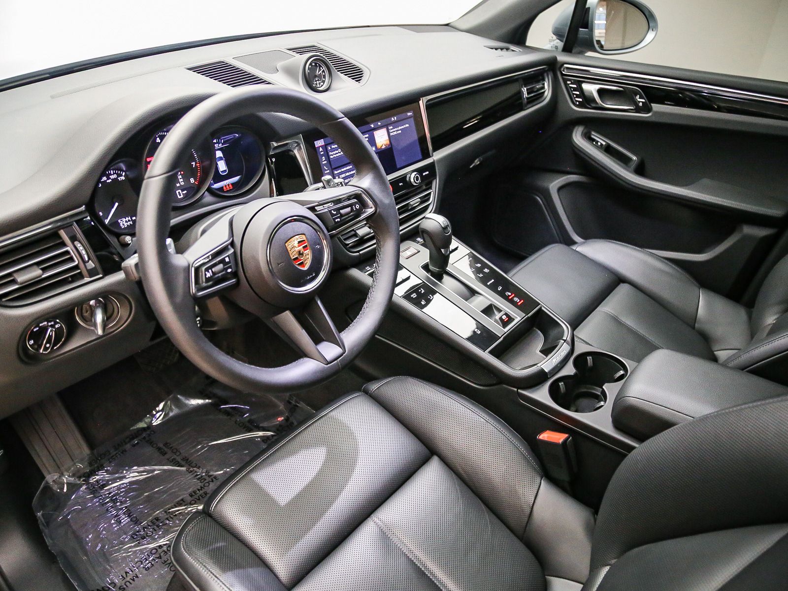 Certified 2025 Porsche Macan SUV