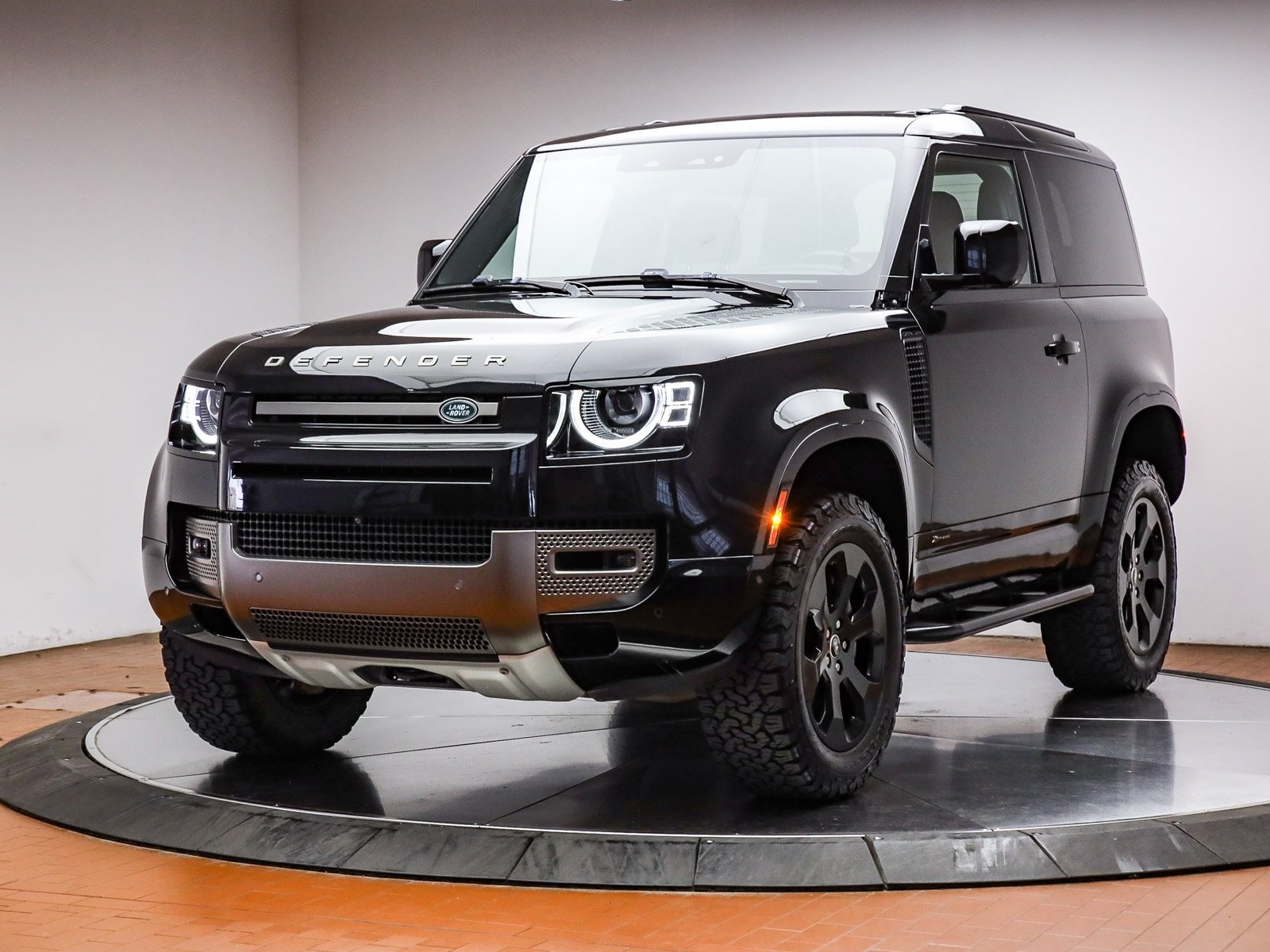 2021 Land Rover Defender X-Dynamic S