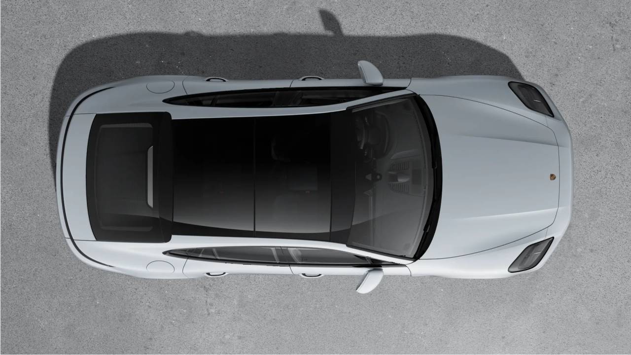 2026 Porsche Panamera 4 E-Hybrid photo 4