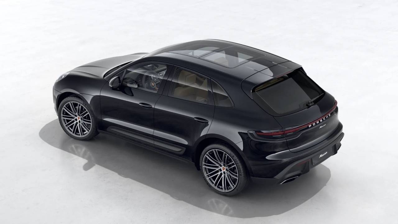 2026 Porsche Macan T photo 3