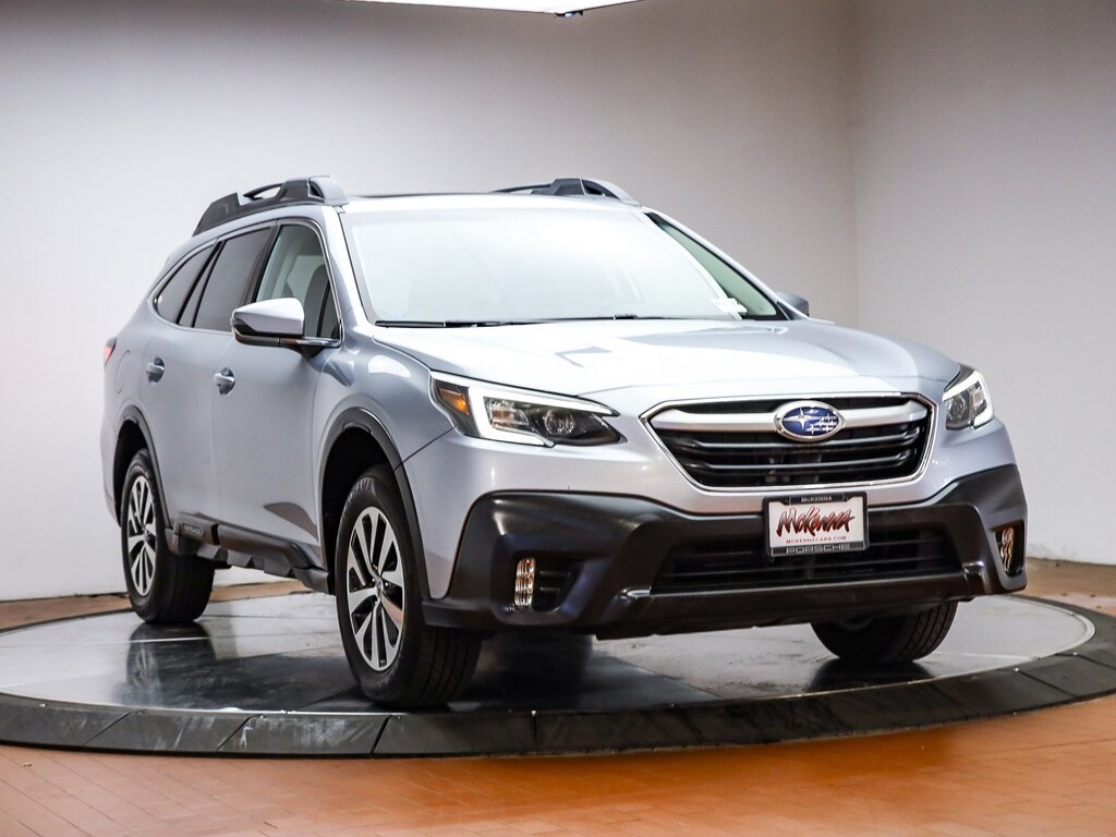 Used 2022 Subaru Outback Premium SUV