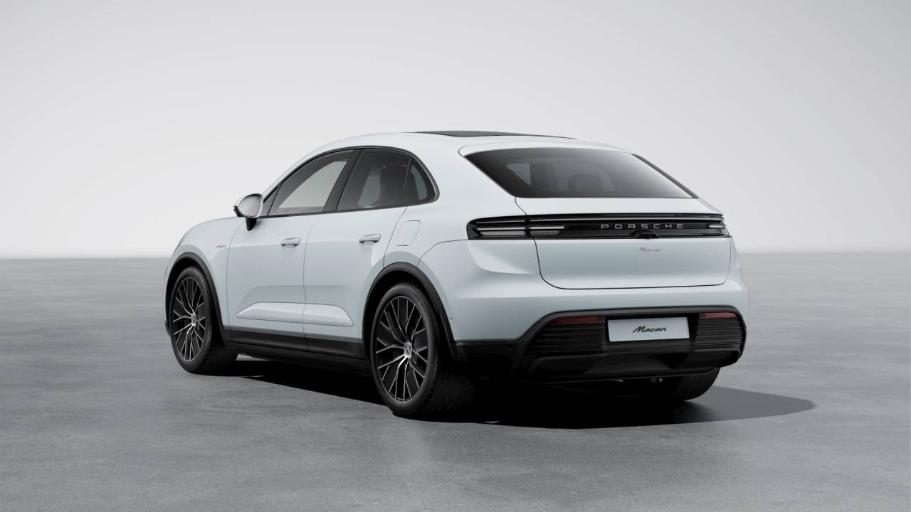 2026 Porsche Macan Electric photo 2