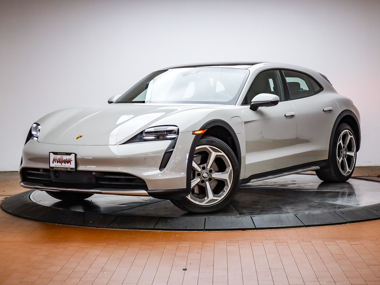 2022 Porsche Taycan Base