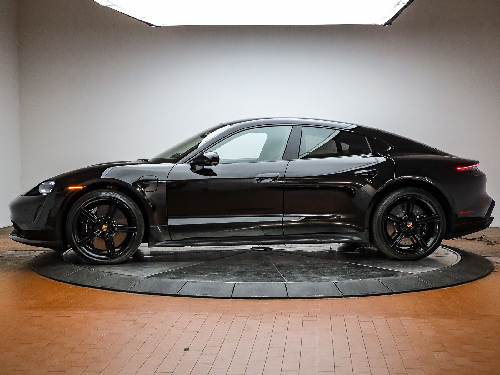 Used 2021 Porsche Taycan Turbo S with VIN WP0AC2Y14MSA62647 for sale in Norwalk, CA