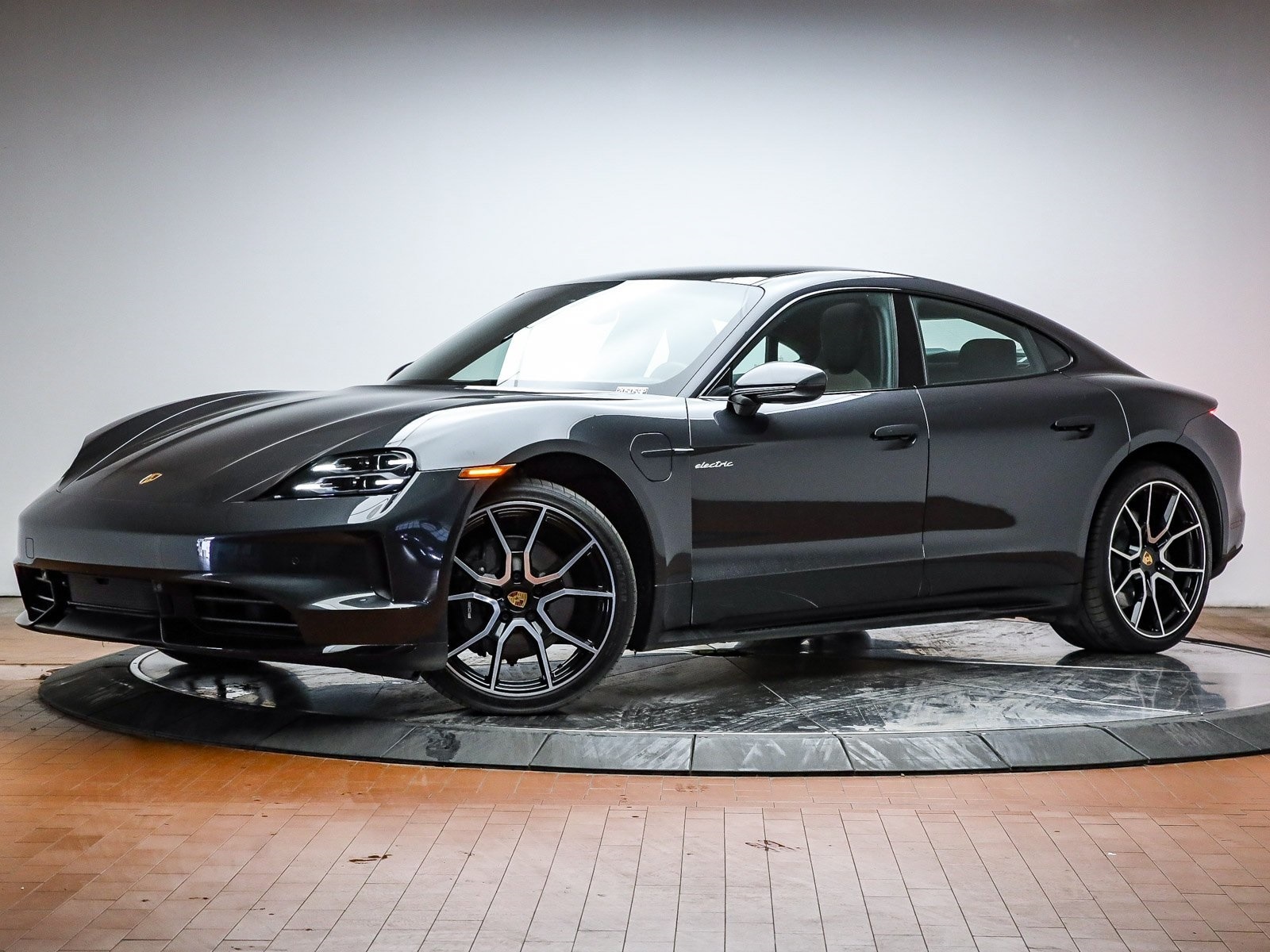 2025 Porsche Taycan Base's photo