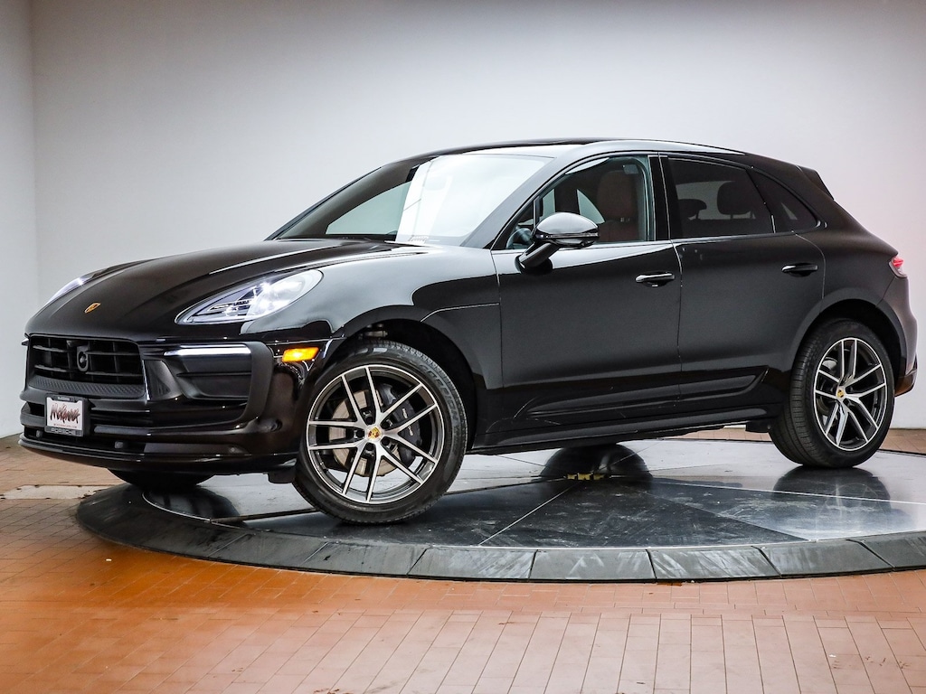 Certified 2025 Porsche Macan  SUV