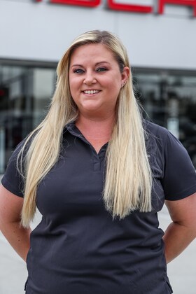 Staff member Jenny Gordon from ID_13baf65f0762