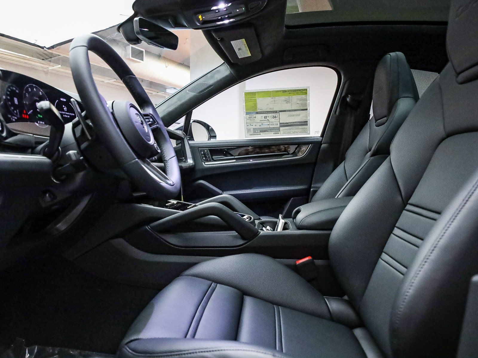 2026 Porsche Cayenne Coup Turbo E-Hybrid - Photo 22