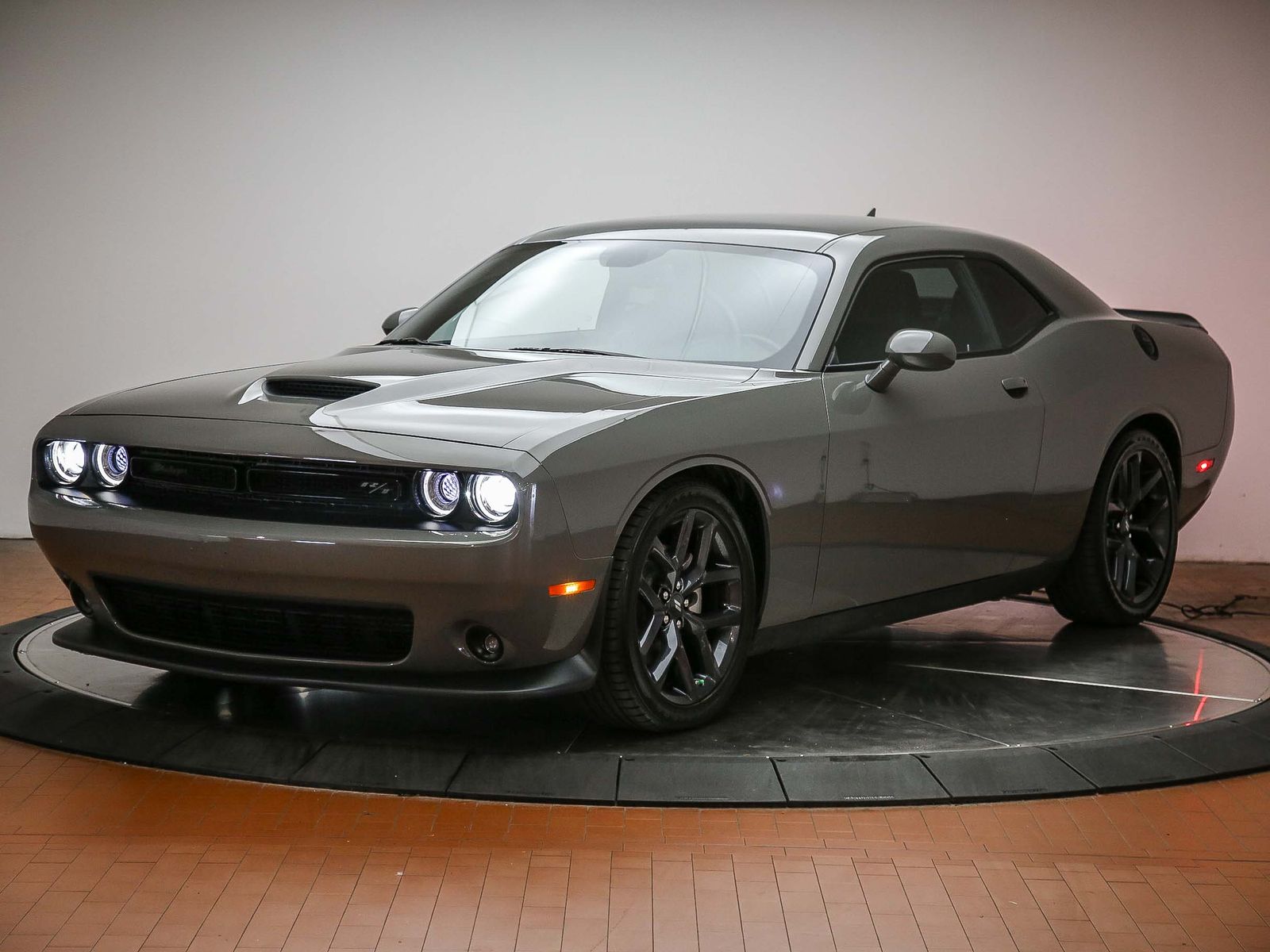 2023 Dodge Challenger R/T's photo