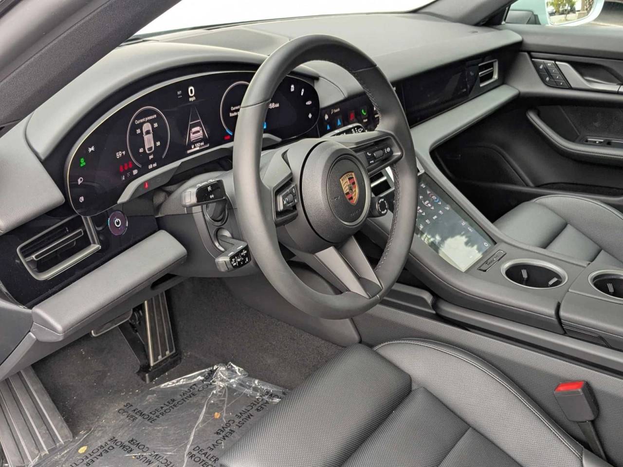 2025 Porsche Taycan 4S Cross Turismo photo 4
