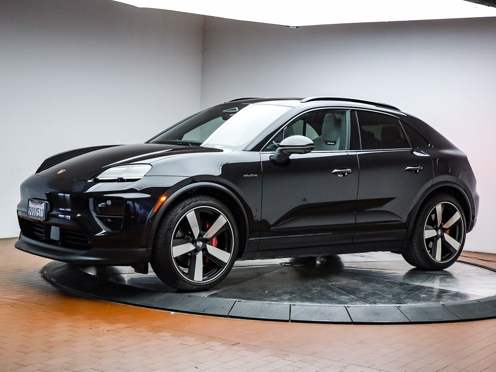 Certified 2025 Porsche Macan S with VIN WP1AB2XA6SL152502 for sale in Norwalk, CA