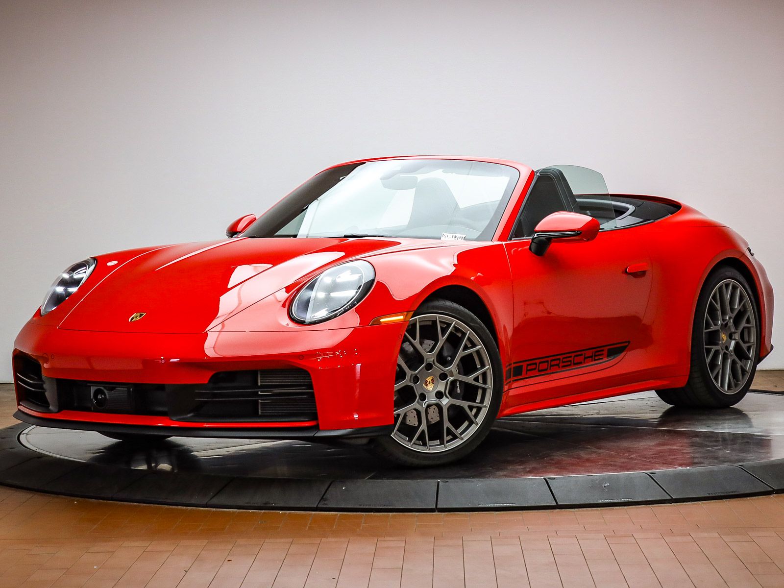 2025 Porsche 911 Convertible 