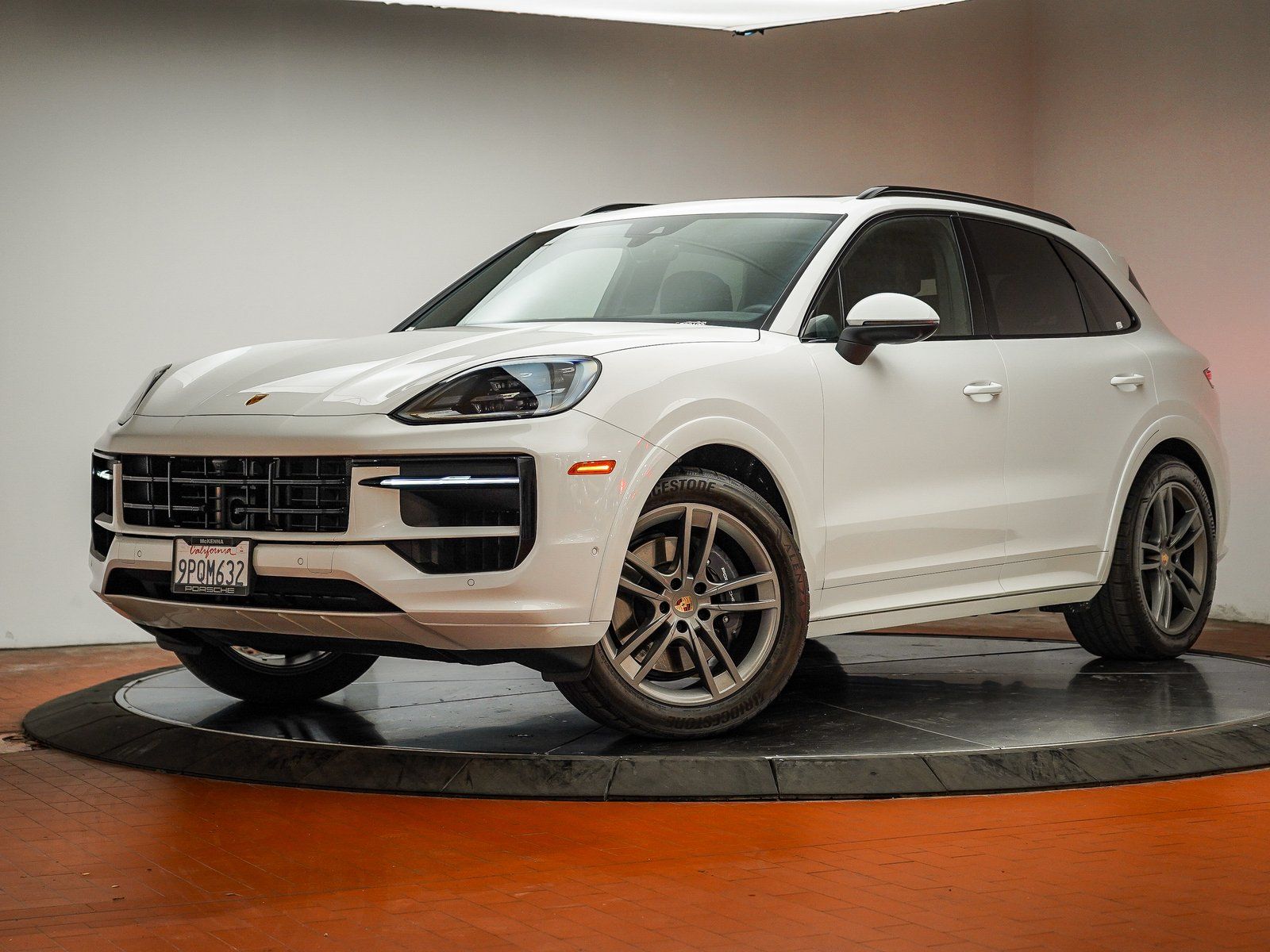 2025 Porsche Cayenne Base