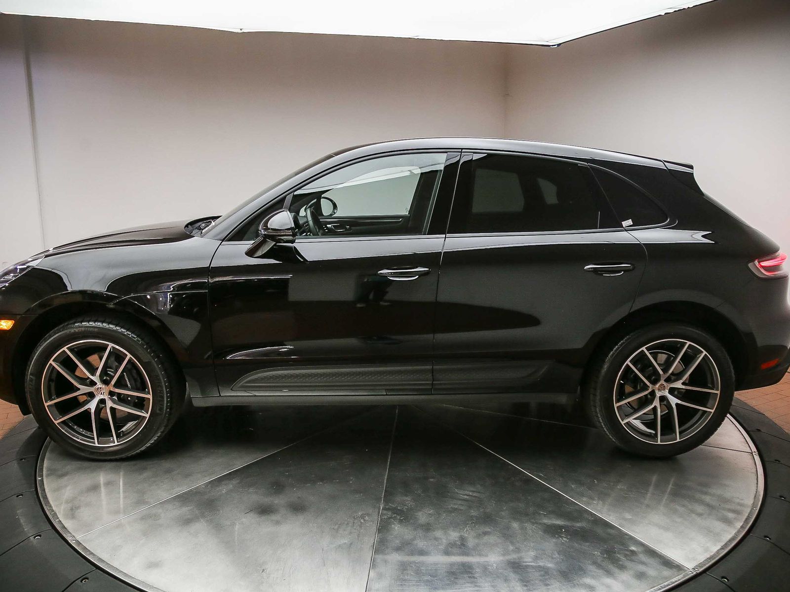Certified 2026 Porsche Macan SUV