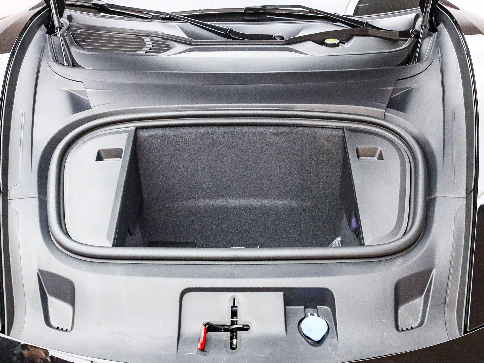 2026 Porsche Taycan Base - Photo 27