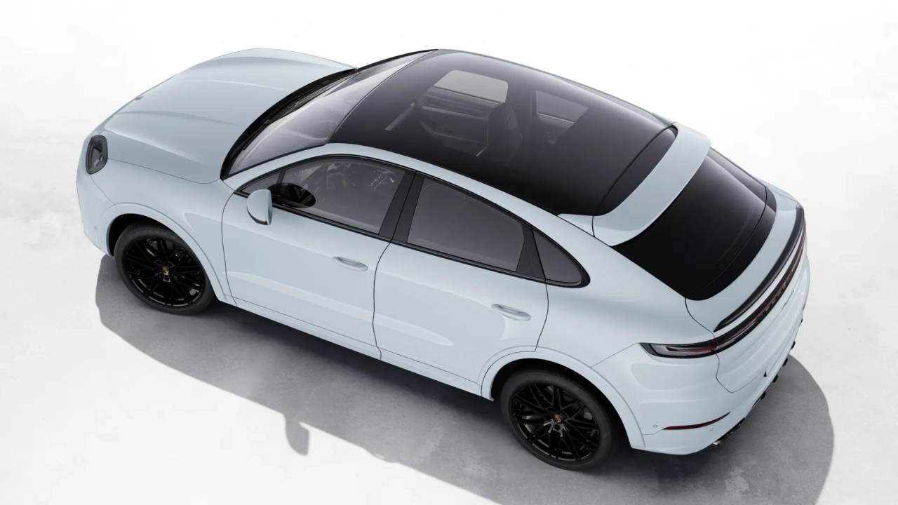 2026 Porsche Cayenne Coupe photo 4