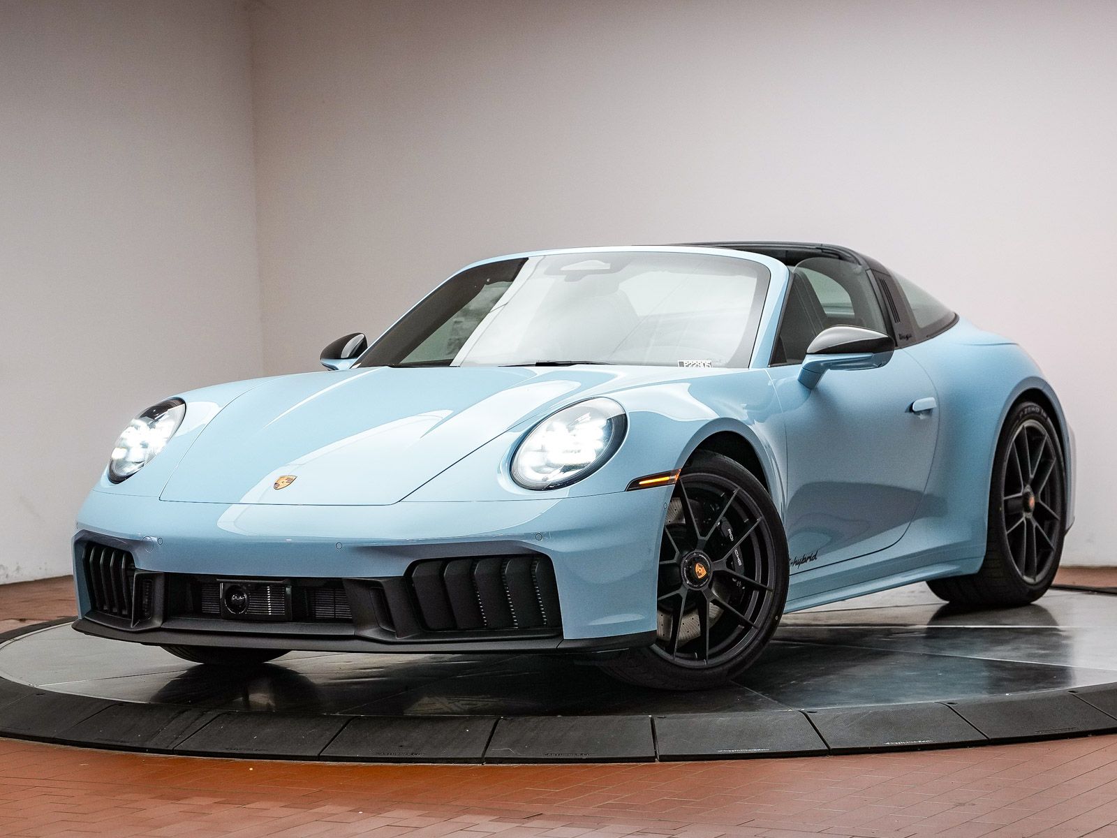 2026 Porsche 911 Targa 4 GTS Coupe Photo 1