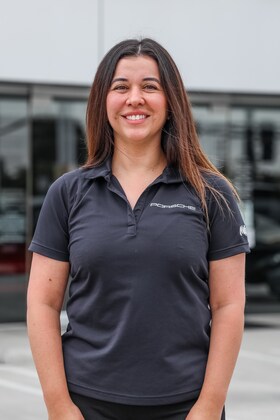 Staff member Geraldine Stowells from ID_13baf65f0762